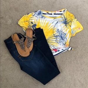 Gap Floral/Stripped Shirt